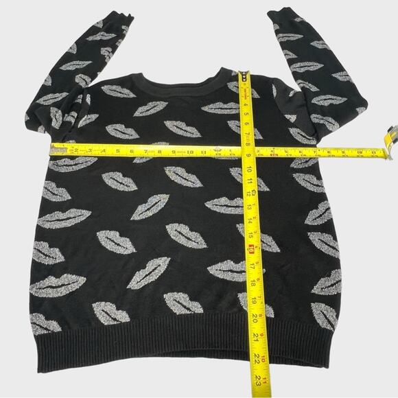 VTG For The Republic Womens Kisses Crewneck Sweater M 90s Y2K Retro Silver Lips - Picture 5 of 7